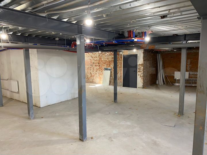 Продам помещение свободного назначения, 250.5 м²