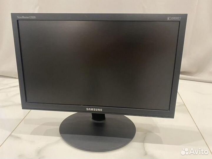 ЖК Монитор Samsung SyncMaster