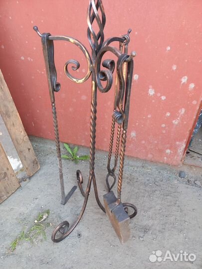 Кованый каминный набор, дровенник