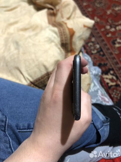 iPhone 8, 64 ГБ