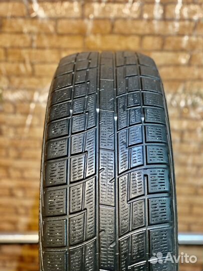 Yokohama Ice Guard IG30 195/60 R16 89Q