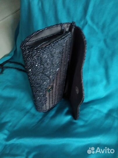 Небольшой театральный клатч, расшитый биссером