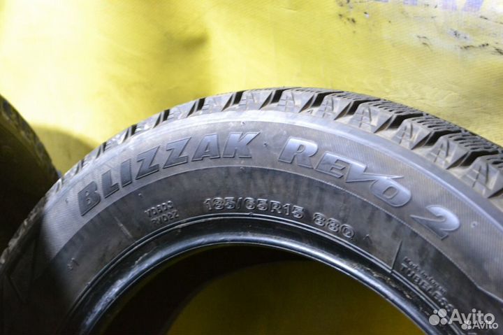 Bridgestone Blizzak Revo2 185/65 R15