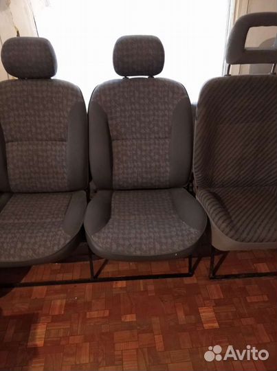 Кресла для машины