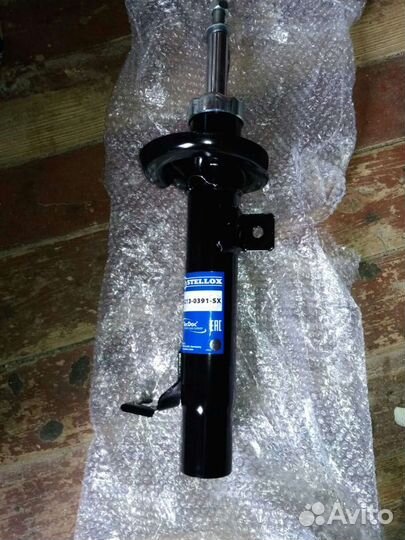 Продаю стойки 2шт амортизатора