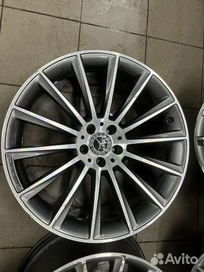 Оргинальные диски на mercedes R20