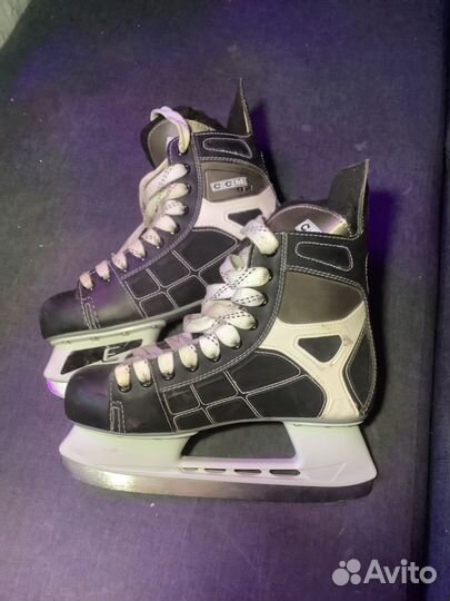 Коньки хоккейные CCM