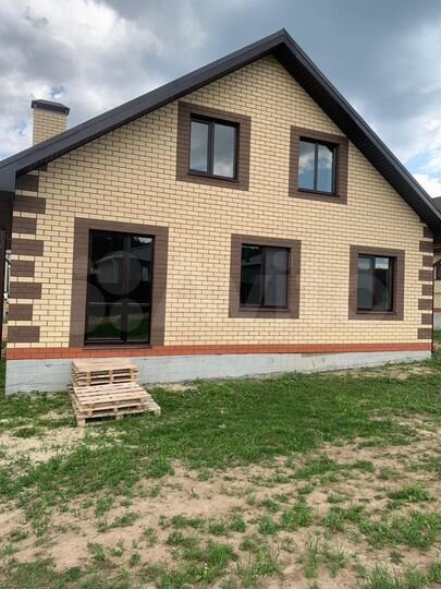 Коттедж 107 м² на участке 7 сот.