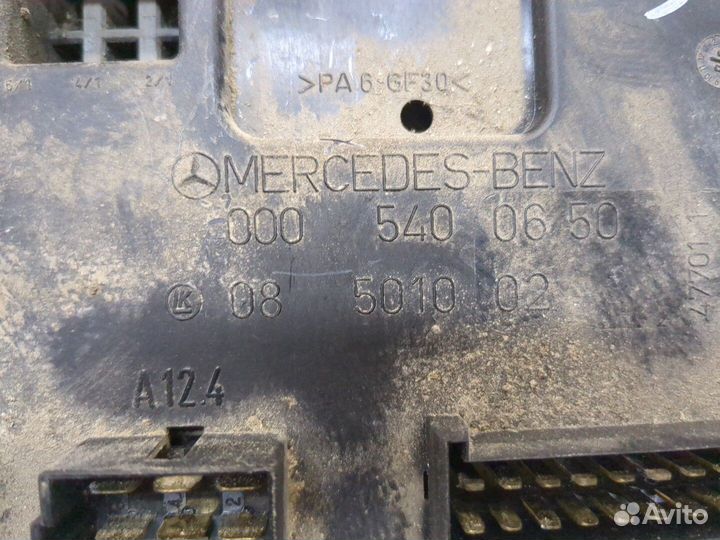 Блок предохранителей Volkswagen LT 28-46, 2001