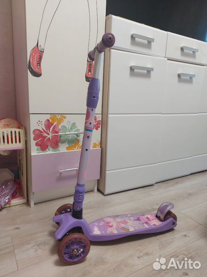 Самокат 3-х колесный