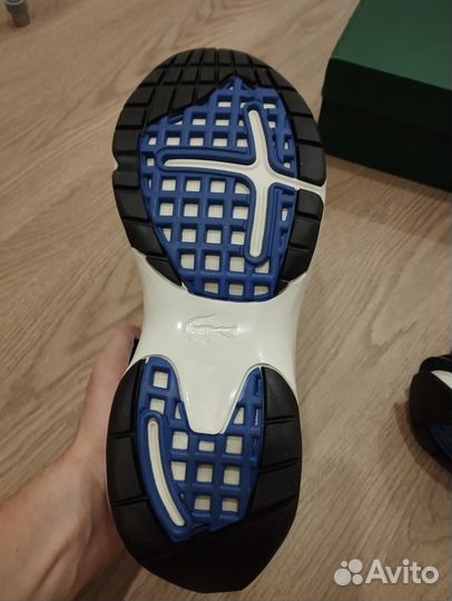 Новые бомбические кроссовки 