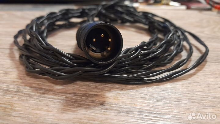 Кабель Сов.литценд miniXLR 4pin Х 2-XLR 4pin