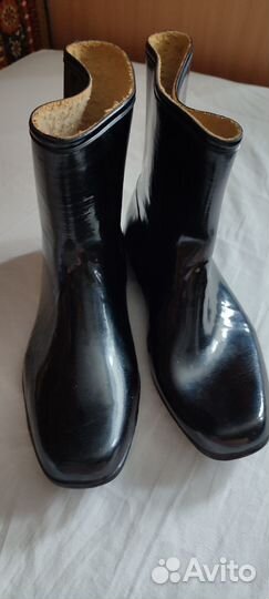 Резиновые сапоги мужские