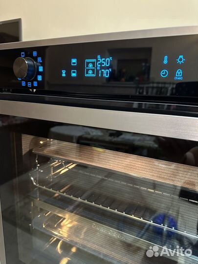 Встраеваемый Духовой шкаф Samsung
