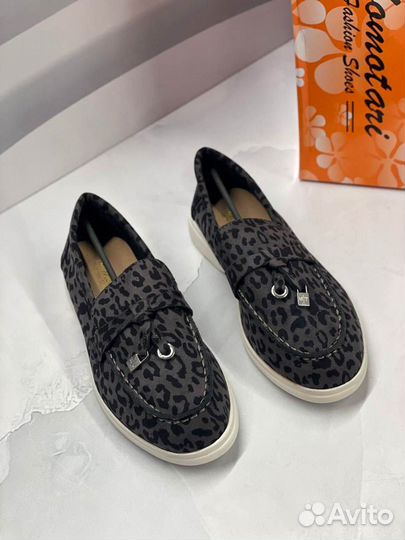 Лоферы женские