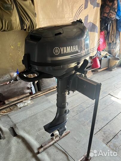 Лодочный мотор 5 л с 4 х тактный