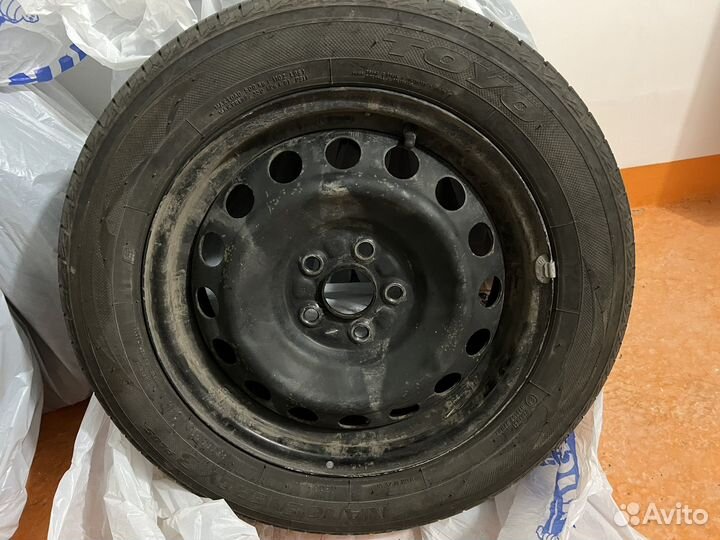 Toyo NanoEnergy 3 Plus 185/60 R16