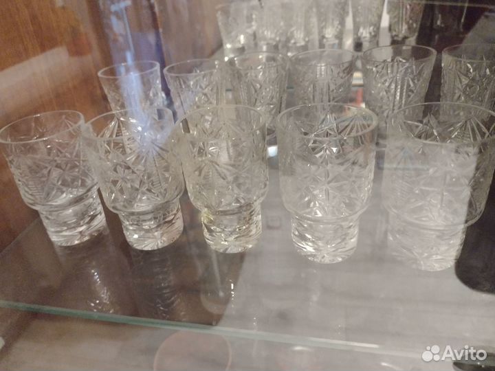 Хрустальные рюмки