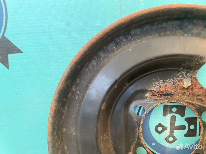 Пыльник тормозного диска задний правый Toyota