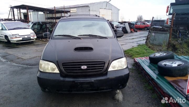 Kia Carnival 02 год 2.9TD