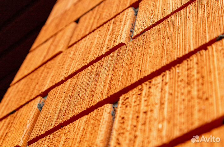 Кирпич красный гладкий