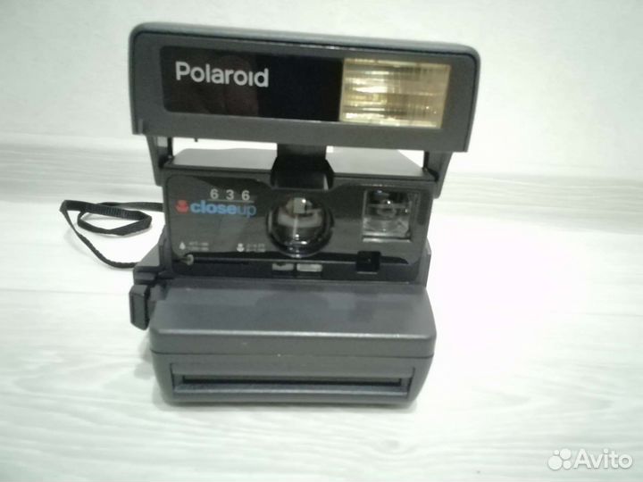 Плёночный фотоаппарат polaroid