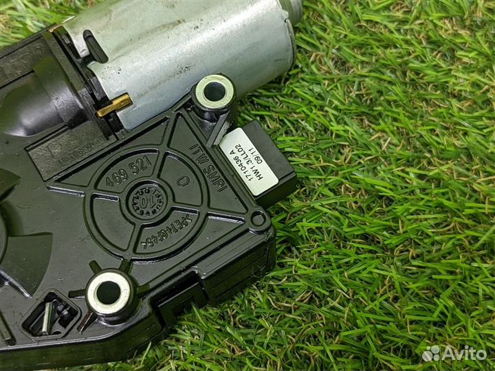 Моторчик люка задний Bmw 5-Series F10 N52B30A 2011