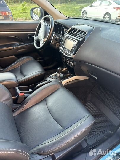 Mitsubishi ASX 1.8 CVT, 2011, 284 000 км