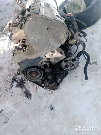 Двигатель Пежо 406 рестайлинг 1.7л 116л