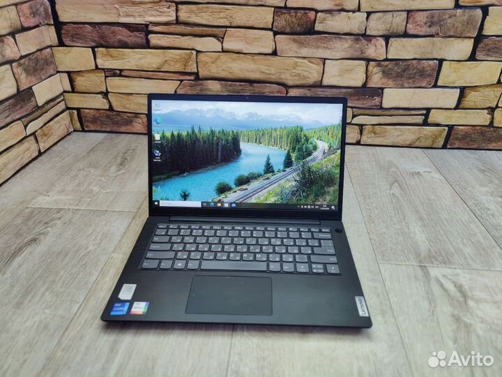 Lenovo IdeaPad 3 / Intel Core i5-1135G7 / 8Gb DDR4