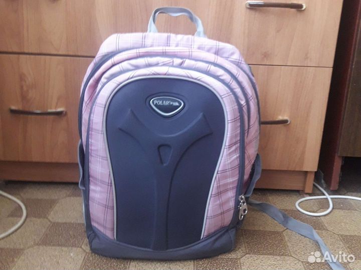 Очень хороший рюкзак,школьный для девочки