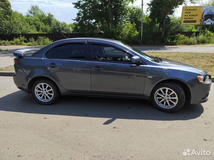 Mitsubishi Lancer 1.5 МТ, 2011, 190 000 км