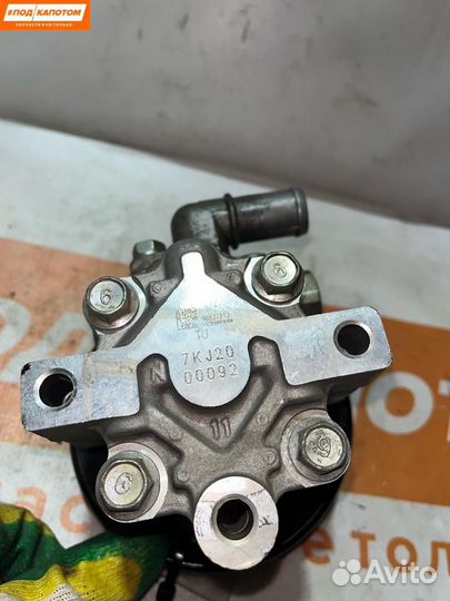 Насос гидроусилителя руля Chevrolet Cruze 96837813