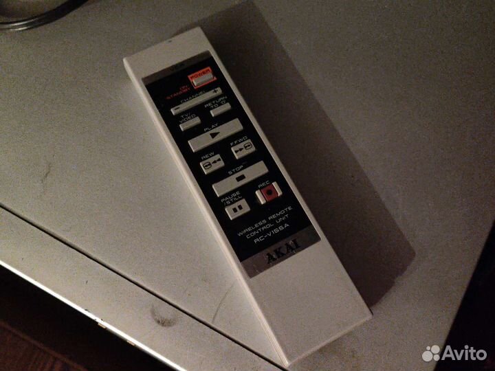 Видеомагнитофон akai