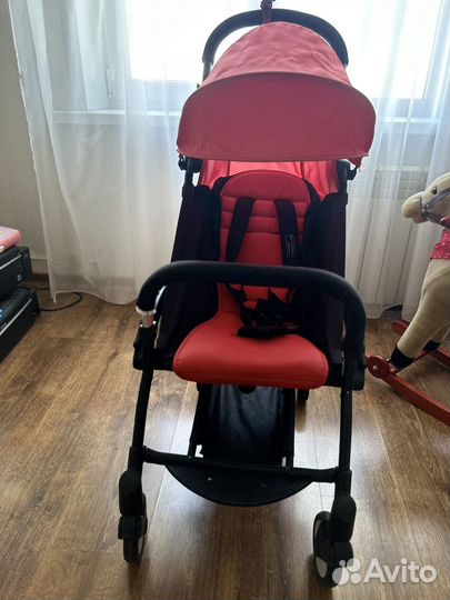 Прогулочная коляска yoya