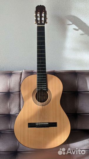 Акустическая гитара Hohner HC06