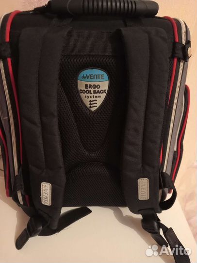 Школьный рюкзак