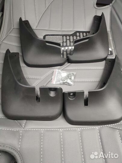 Брызговики toyota probox