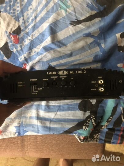 Автомобильный усилитель звука