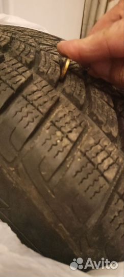 Goodyear UltraGrip Ice 225/60 R18