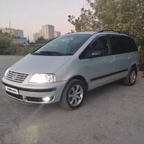 Volkswagen Sharan 1.9 MT, 2001, 294 500 км, с пробегом, цена 570 000 руб.