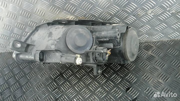 Фара правая Volkswagen Passat B6 2006 3C0941006AC