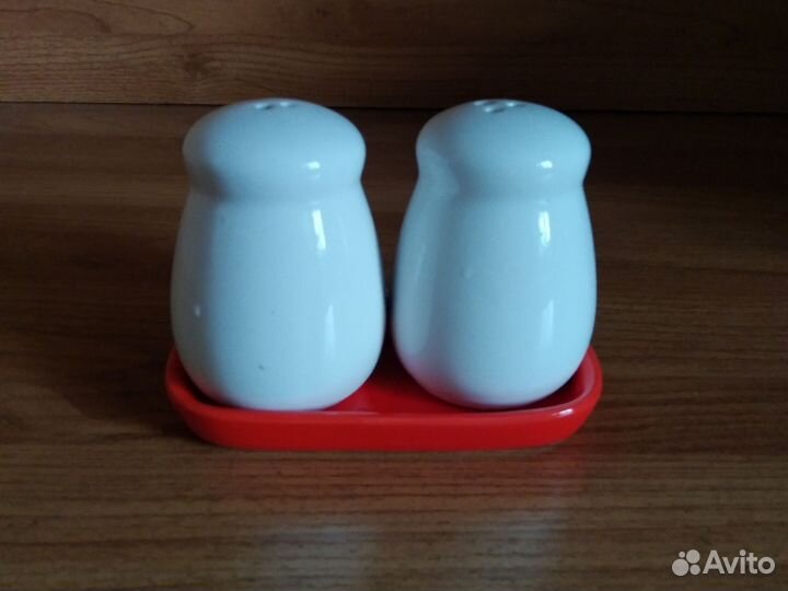 Набор для специй солонка и перечница новые