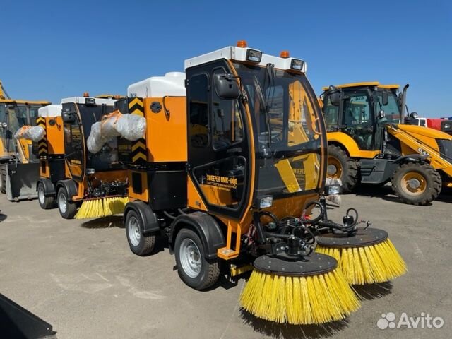 Универсальная подметальная машина «sweeper»