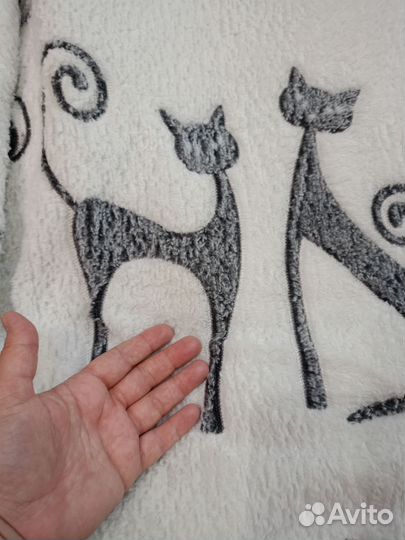 Большой плюшевый плед с кошками