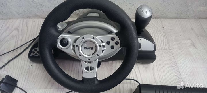 Игровой руль с педалями Dialog
