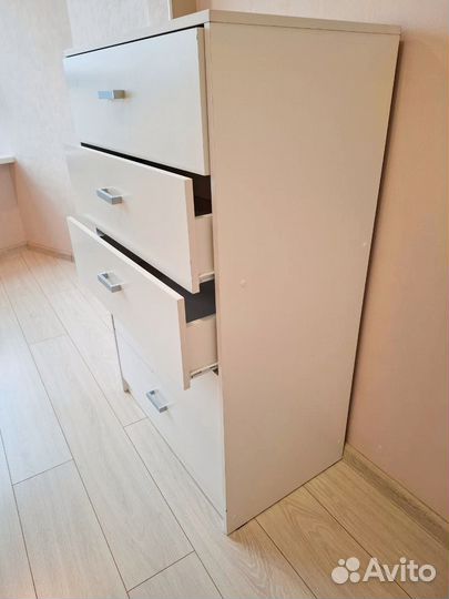 Комод белый