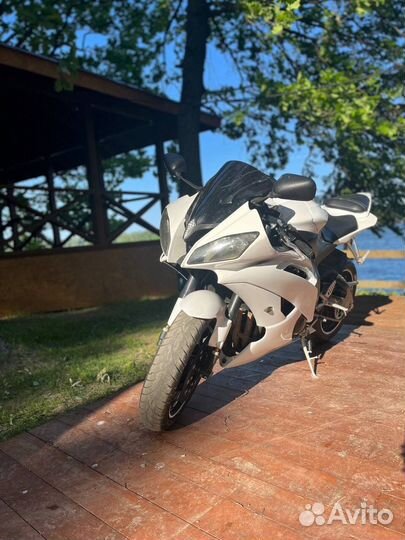 Yamaha yzf r6
