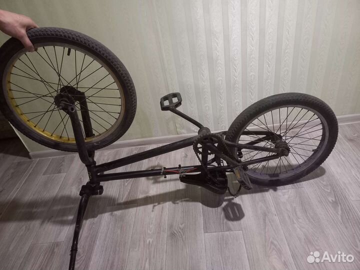 Продам велосипед bmx, цена 5.000