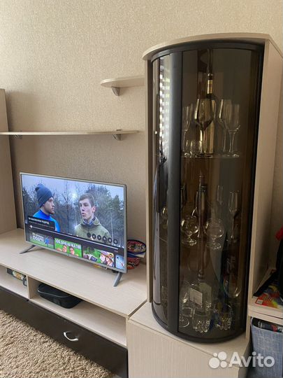 Стенка в гостиную